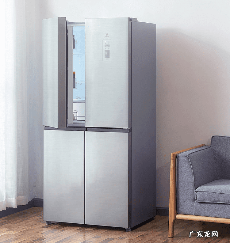 冰箱门不能对着哪里 十字门冰箱门不平正常吗?