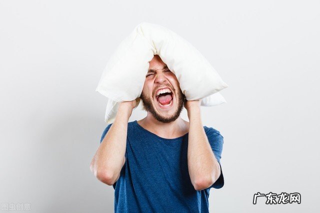 大半夜睡不着觉的人都在想什么?