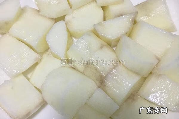 山药莲子排骨汤的功效 山药红枣排骨汤的做法