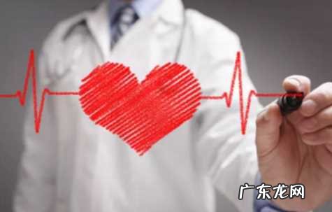 窦性心律不齐胸闷气短呼吸困难心慌 窦性心律不齐会引起胸闷气短呼吸困难吗吃什么药