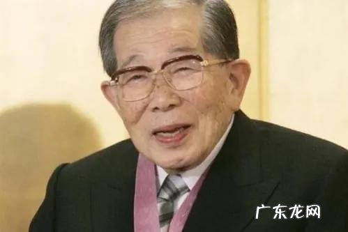 105岁“国宝医师”日野原重明养生秘诀:6个习惯,活过百年