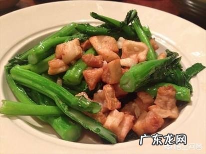 在校学生在食堂如何才能保持低碳饮食？