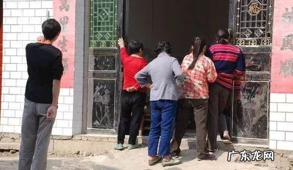 窗户往里开还是外开好 风水里不开后窗怎么办