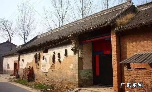 窗户往里开还是外开好 风水里不开后窗怎么办