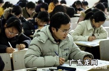 如何解决大学生的就业问题?