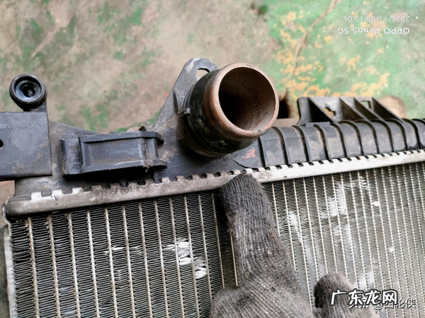 沃尔沃xc60暖风水管怎么拆