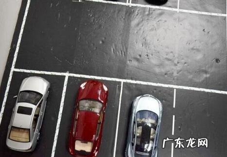 车库里如何倒车入库图解 地下车库倒车入库技巧