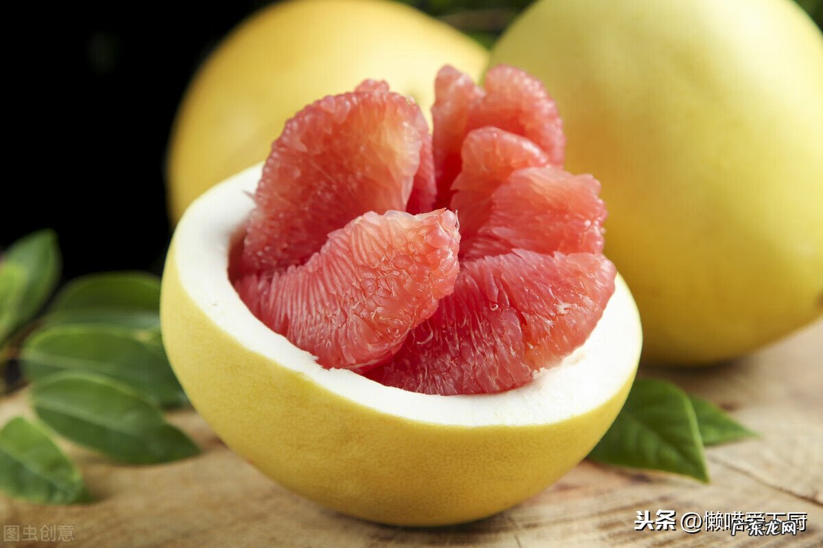 红肉蜜柚含量 红肉蜜柚和红心蜜柚的区别