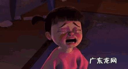 3岁小孩哭的时候,怎样哄他也不停,且总是说同一句话该怎么办?