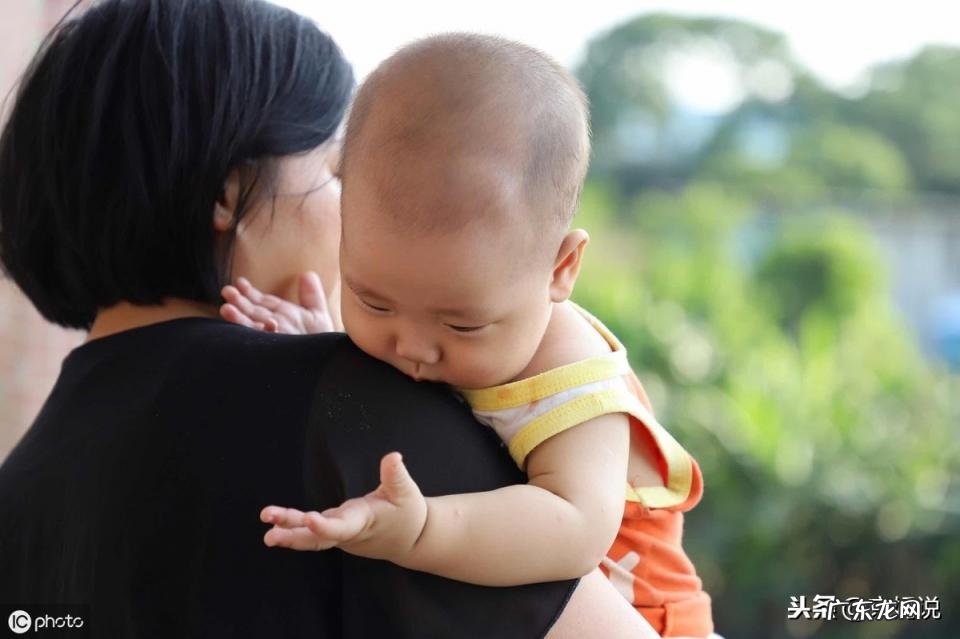 如何正确断奶的方法 断奶的正确方法宝妈的经验之谈