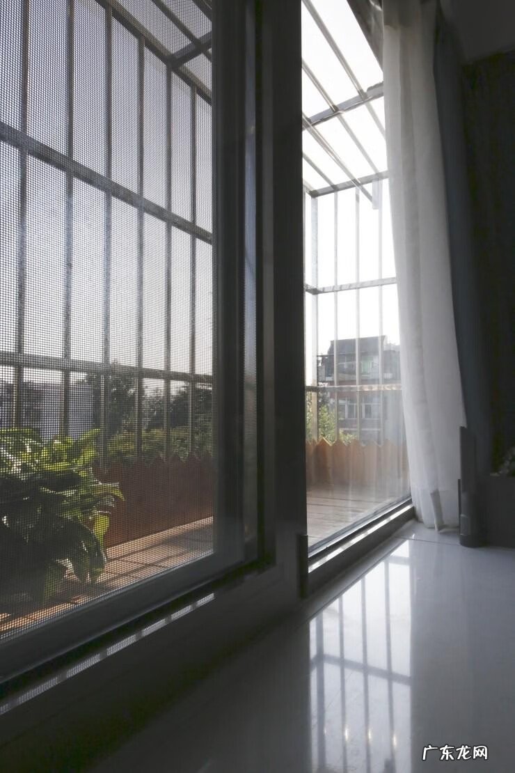 卧室有凸角风水上怎么化解 凸出外墙防护网