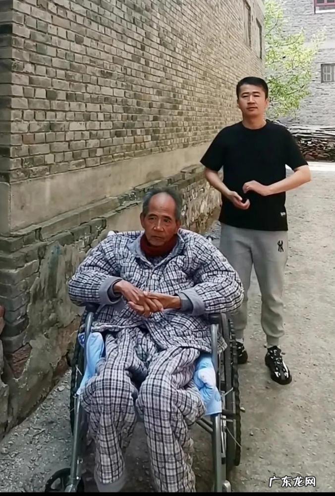 李嘉明的个人资料 李嘉明有老婆吗