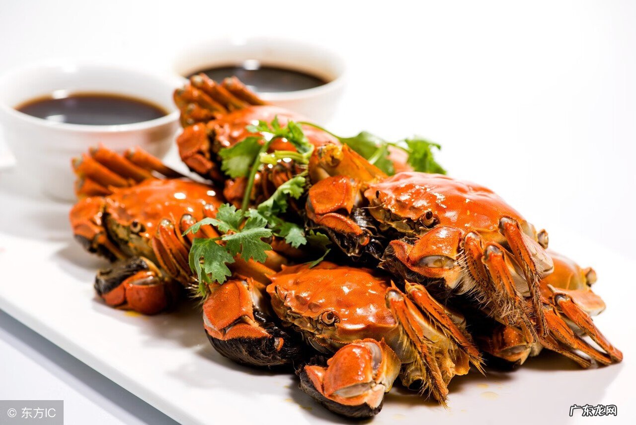 吃螃蟹禁忌吃什么东西 吃螃蟹的禁忌什么