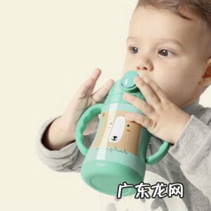 下嘴唇厚外翻 下嘴唇厚有点外翻