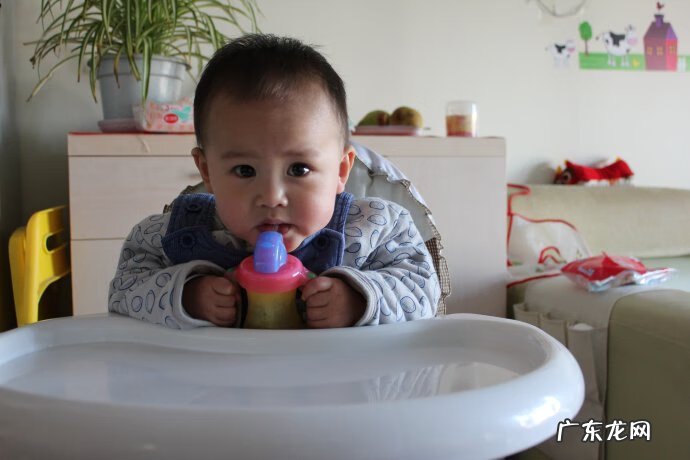 下嘴唇厚外翻 下嘴唇厚有点外翻