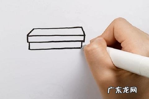 教大家怎么画一个漂亮的文具盒英语 文具盒简笔画怎么画