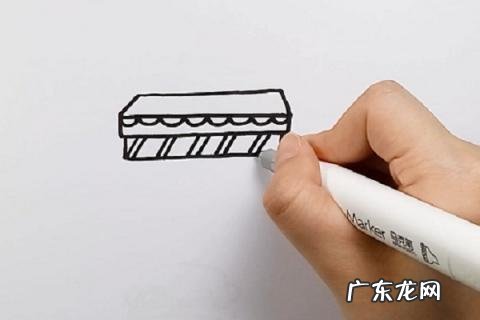 教大家怎么画一个漂亮的文具盒英语 文具盒简笔画怎么画
