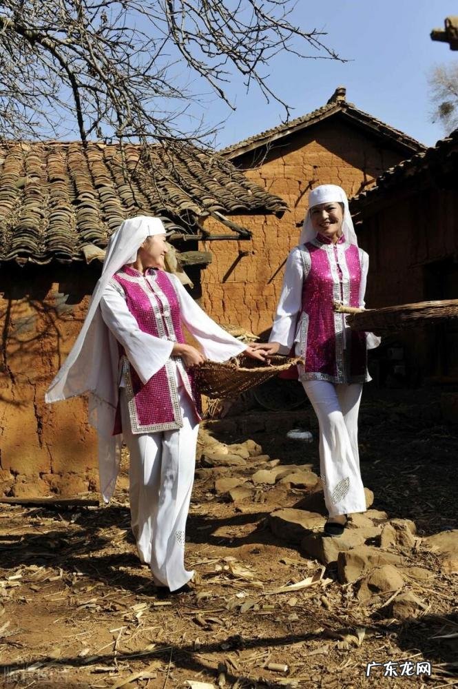 回族为什么戴头巾 回族女性为什么要佩戴头纱帽