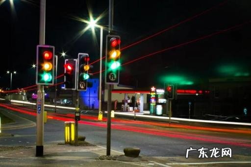 新交通信号灯大全及图解视频 新国标红绿灯怎么看