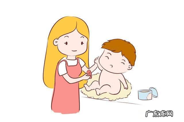 婴儿起红点疹子 婴儿红疹子