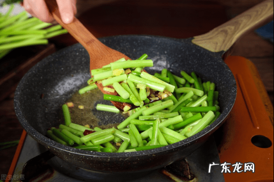 吃蒜苔的好处和坏处 蒜台