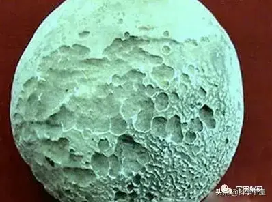 关于月球之谜的故事 月球之谜有哪些?