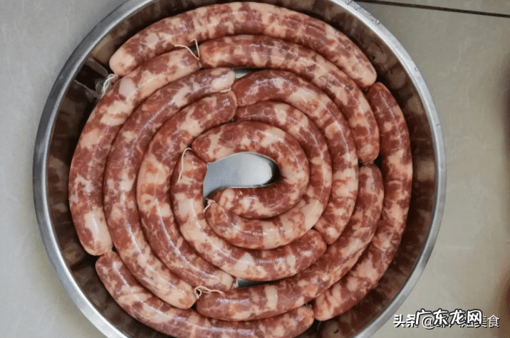 香肠的100种吃法 香肠的做法最正宗的做法