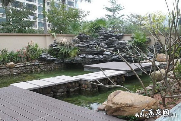 室内景观假山鱼池 假山鱼池图片大全欣赏 风水