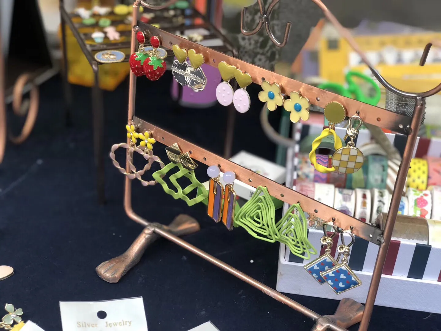 想卖饰品如何找货源 首饰货源选择