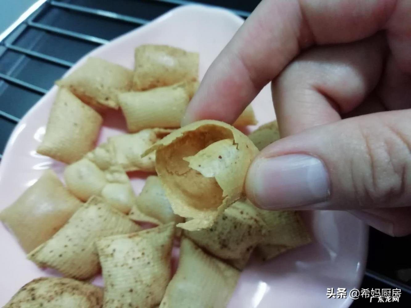 妙脆角怎么做的 妙脆角吃法