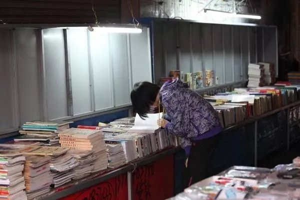 现在地摊什么东西畅销好卖 最好卖最暴利的地摊货6