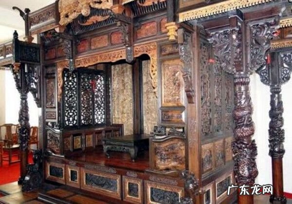 齐褥 毡褥是什么意思