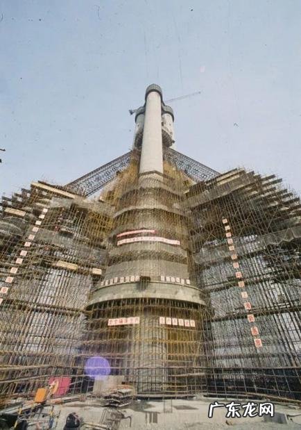 上海的东方明珠高多少米 东方明珠长多少宽多少