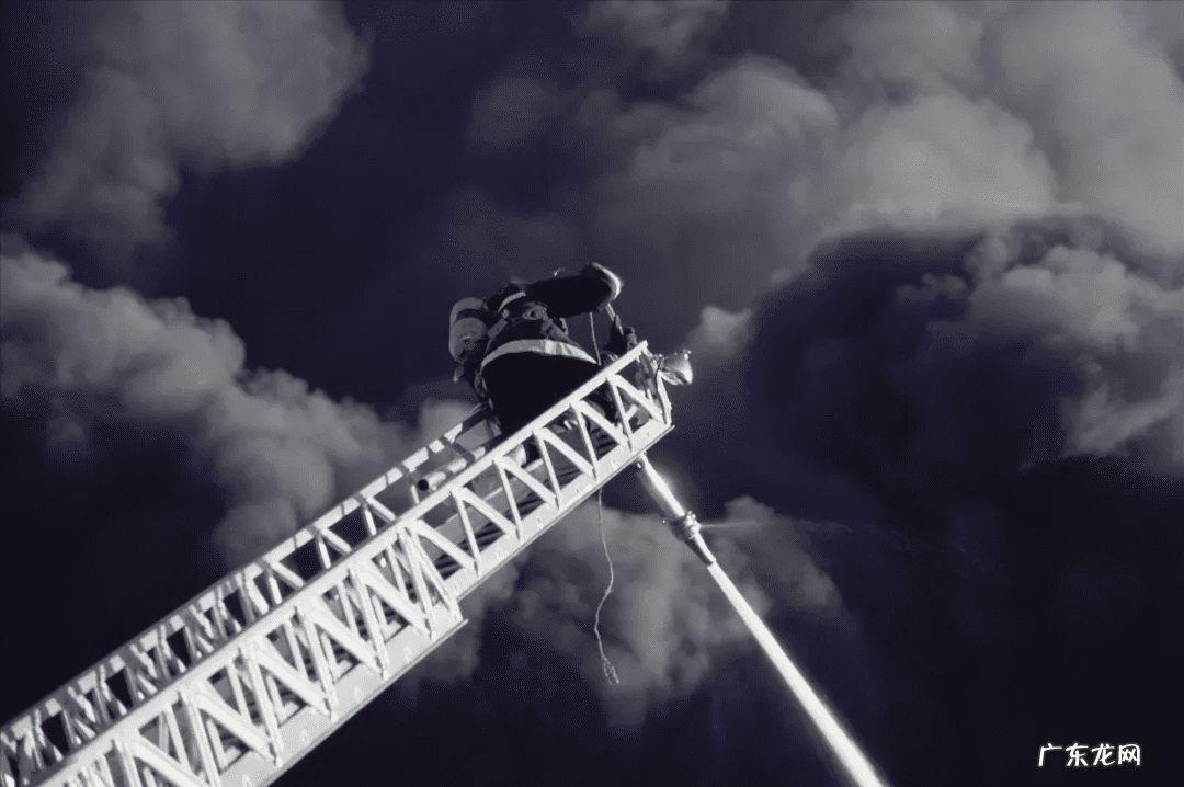 优秀微电影剧本范例 微电影剧本多少字