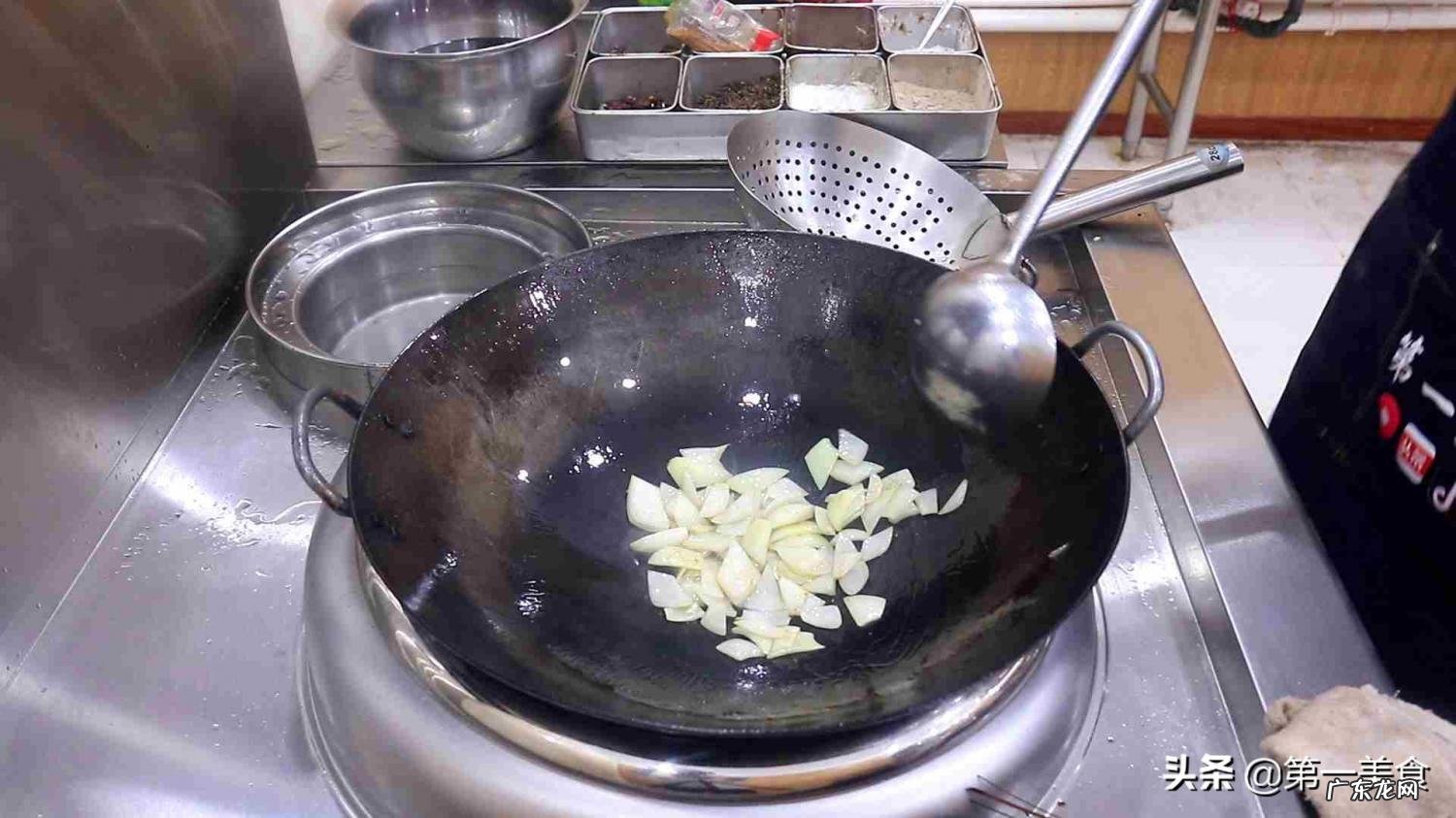 炖咖喱鸡块的做法大全 咖喱鸡块怎么炖