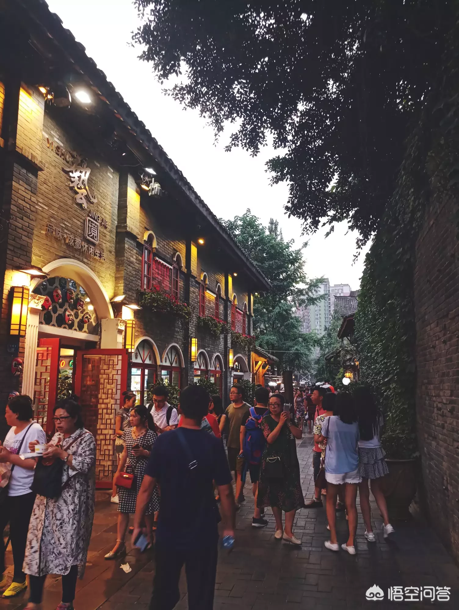 学者呼吁恢复五一长假，目前国内的放假制度需要改变吗？