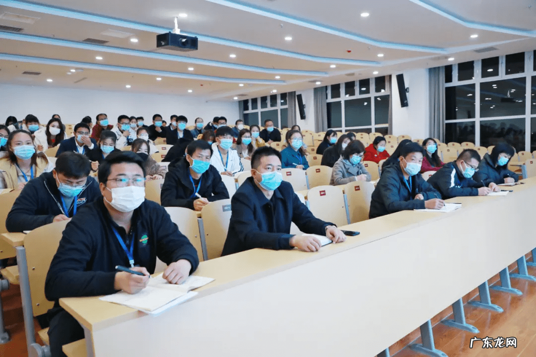 如何对高三学生进行励志教育 高中生励志教育课程