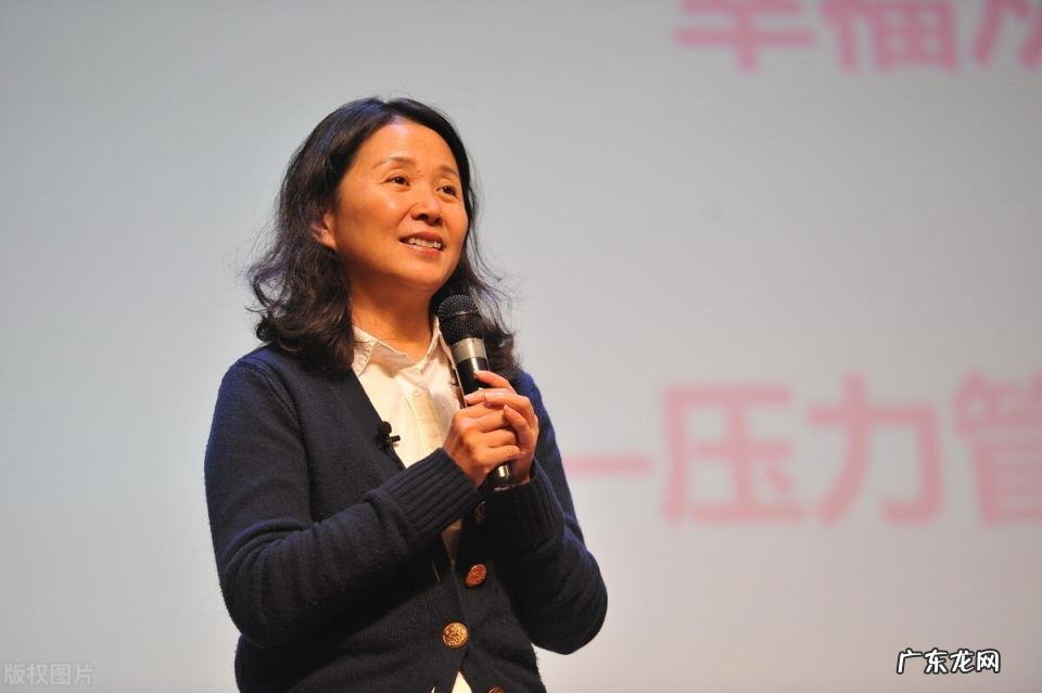 非诚勿扰黄菡的简介 非诚勿扰主持人黄菡出生年月