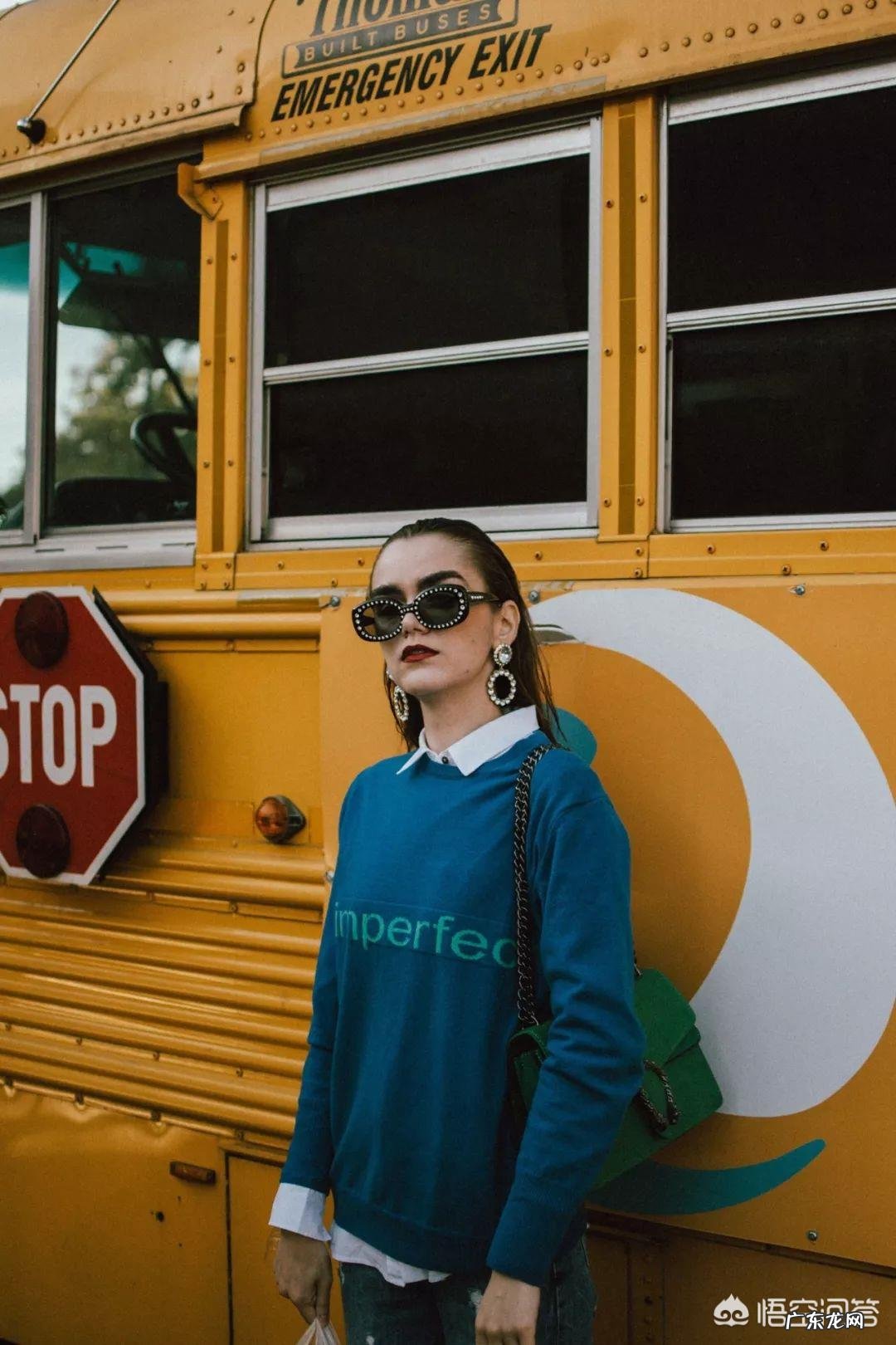 2019秋冬怎么搭配衣服比较时髦？