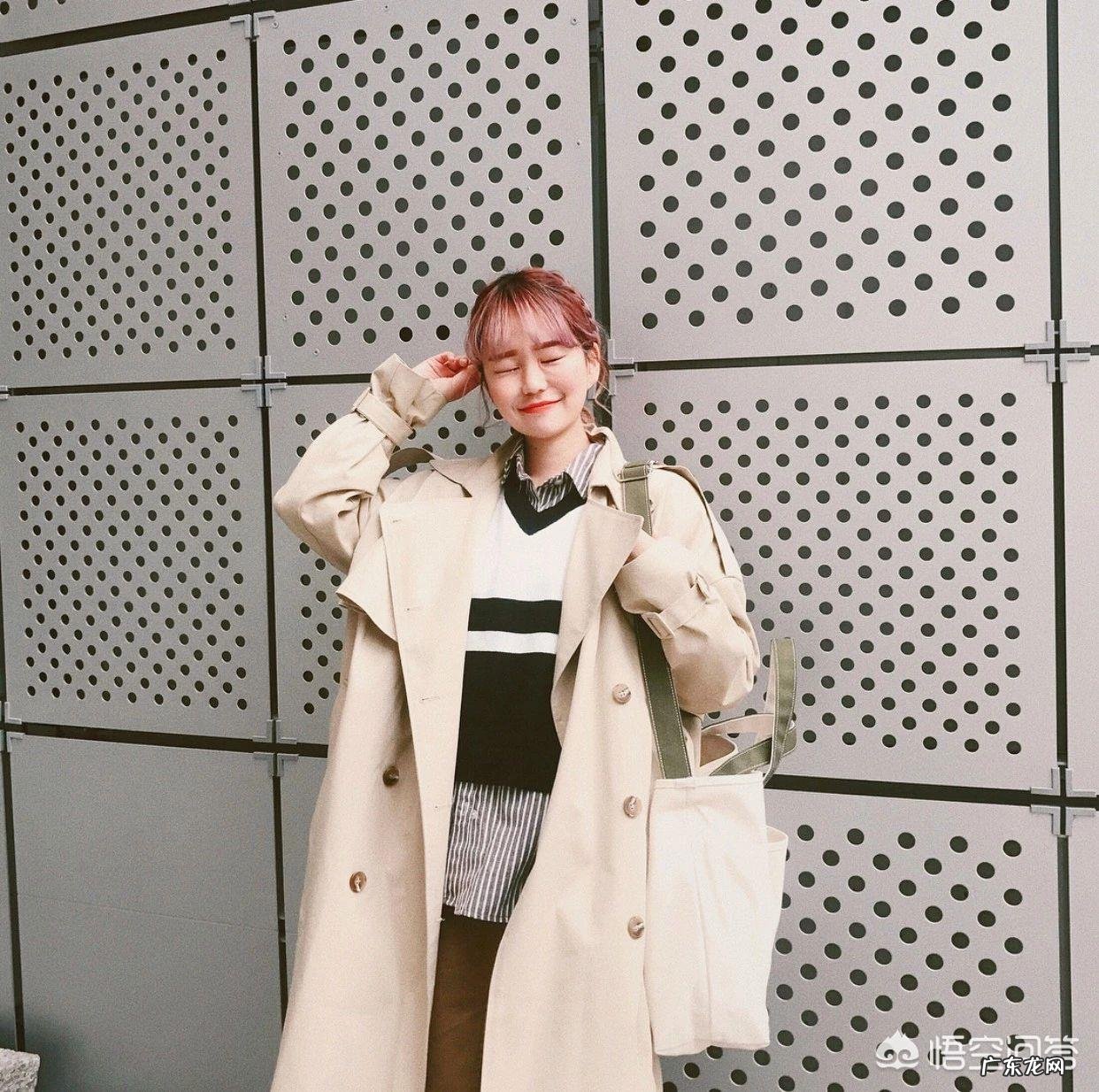 2019秋冬怎么搭配衣服比较时髦？