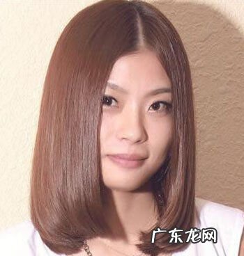 40岁国字脸女人的发型 国字脸女生适合啥发型