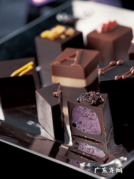 红酒需要兑什么喝 喝红酒可以兑什么喝