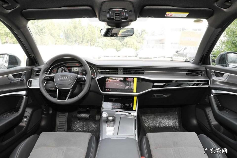 40万左右预算该怎么选 奥迪a6l新车报价2022款图片