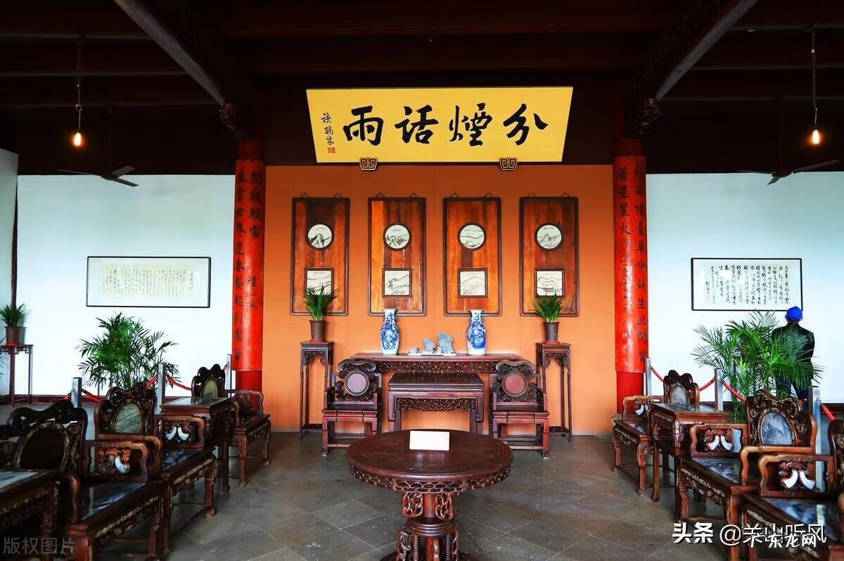 餐桌摆三把椅子有什么说法 一桌三凳风水说法