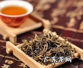 女人喝滇红茶的功效与作用 滇红大金针茶冲泡方法视频