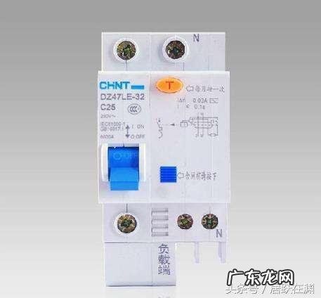 电源开关跳闸了推不上去怎么办中间一路没电 电闸跳闸后推不上去是咋回事