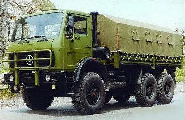 顶级越野卡车 重型卡车越野图片