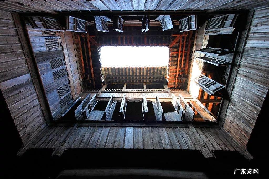 潮汕厝座风水格局 潮汕四水归堂的风水格局图