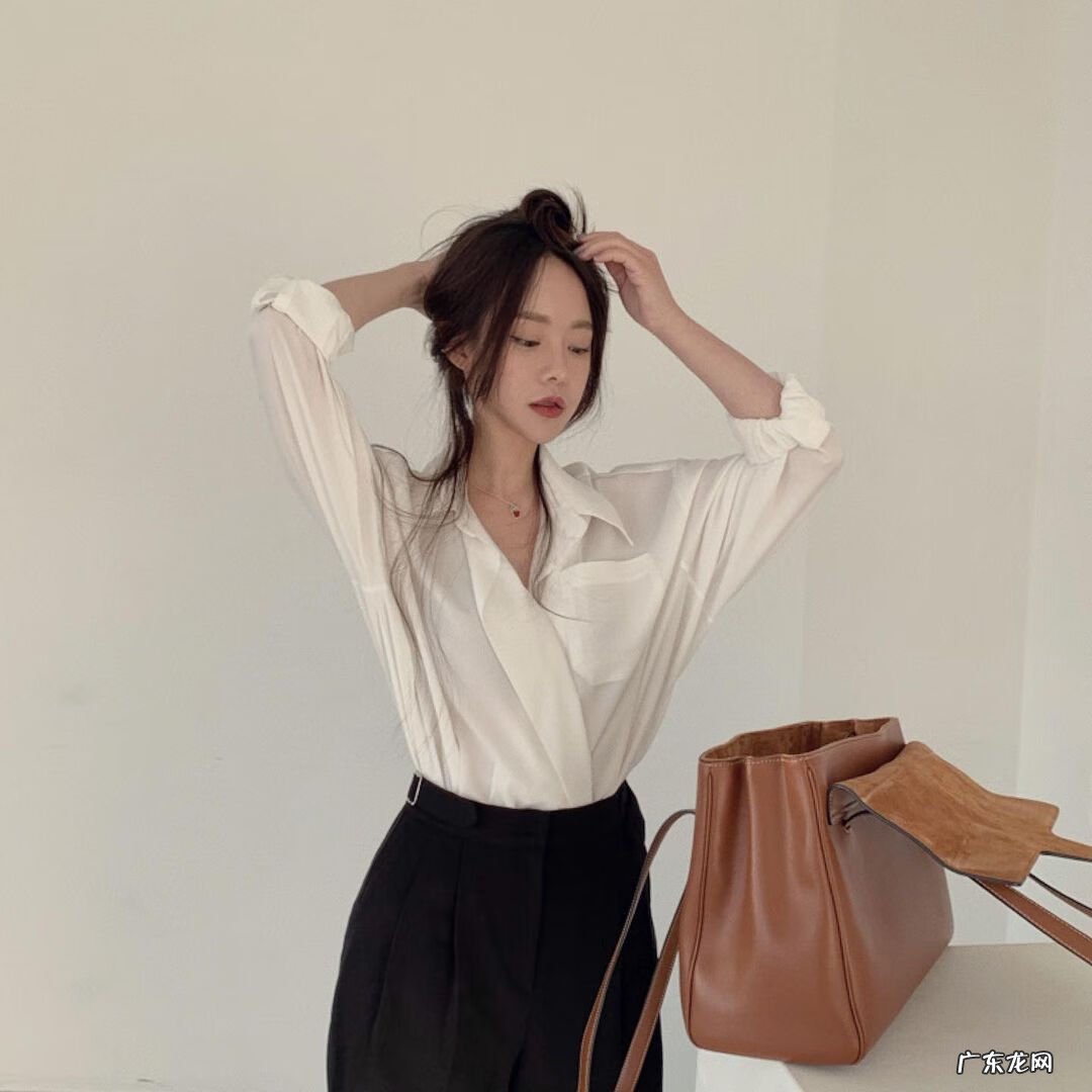 面试穿衣服搭配图片