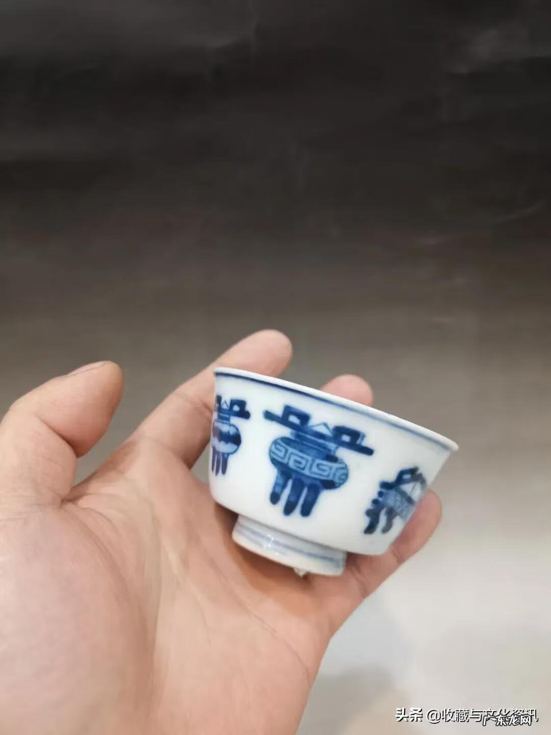 青花瓷花瓶摆放风水 青花瓷杯具图片